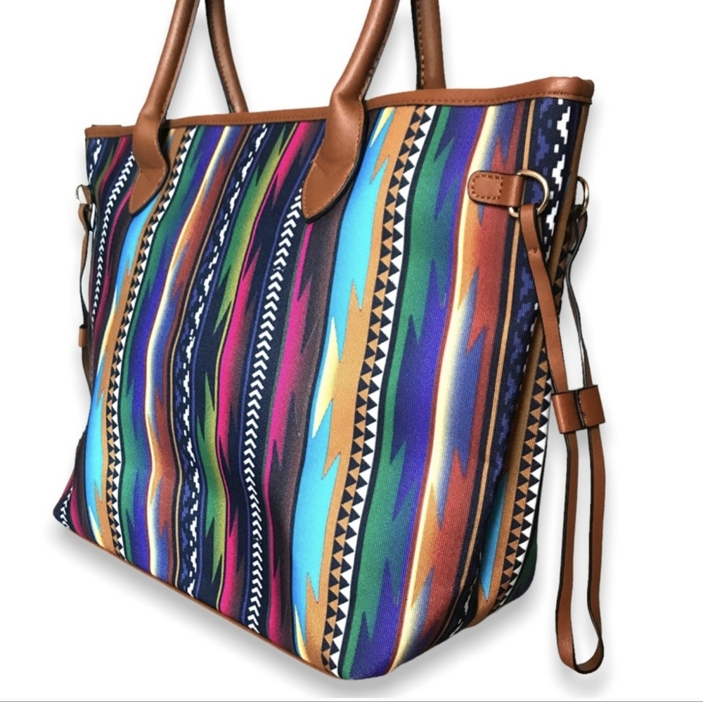 ONE LEFT! Gorgeous Vibrant Spacious Aztec Print Zippered Tote - Picture 7 of 13